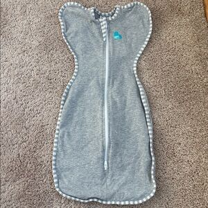 Love to Dream Swaddle Up Gray Swaddle Striped Trim Size Newborn 5-8.5 lb 1.0 TOG